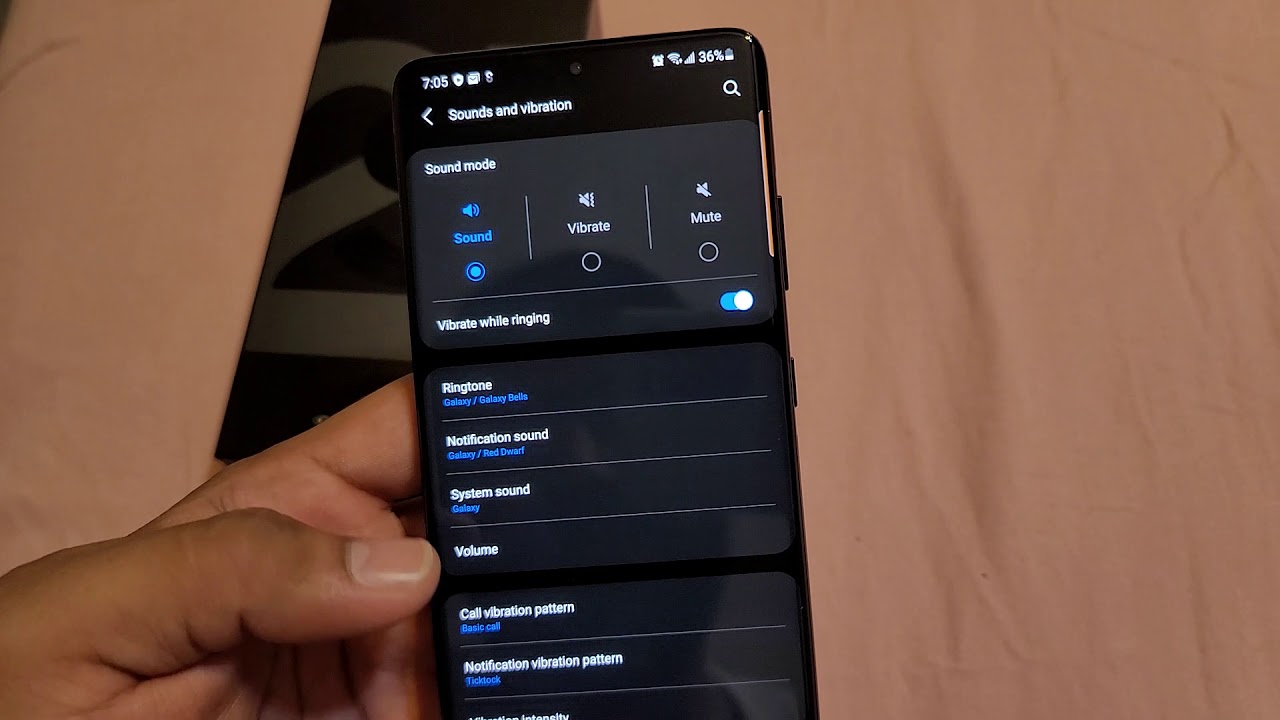 brand new Samsung S21 Ultra quality issue