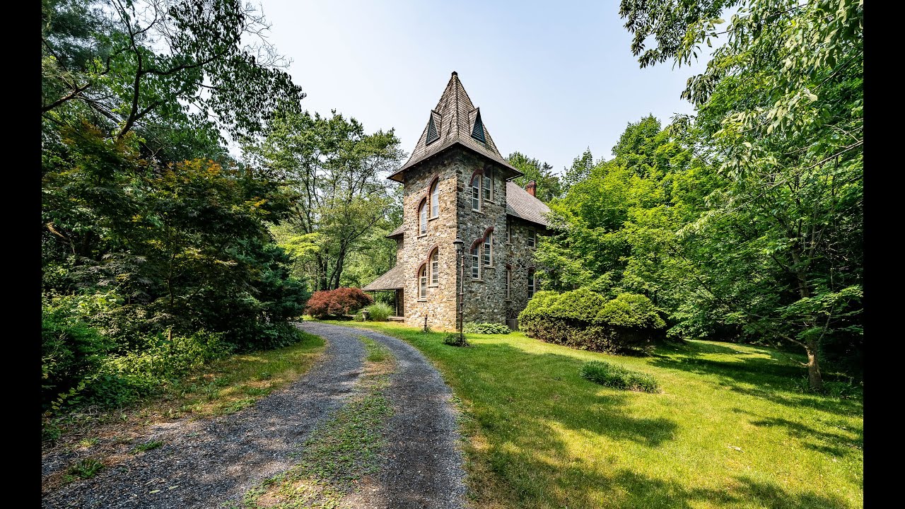 155 Wyebrook Rd Fantastic Home For Sale In Honey Brook, PA 19344 | Holly Gross Group
