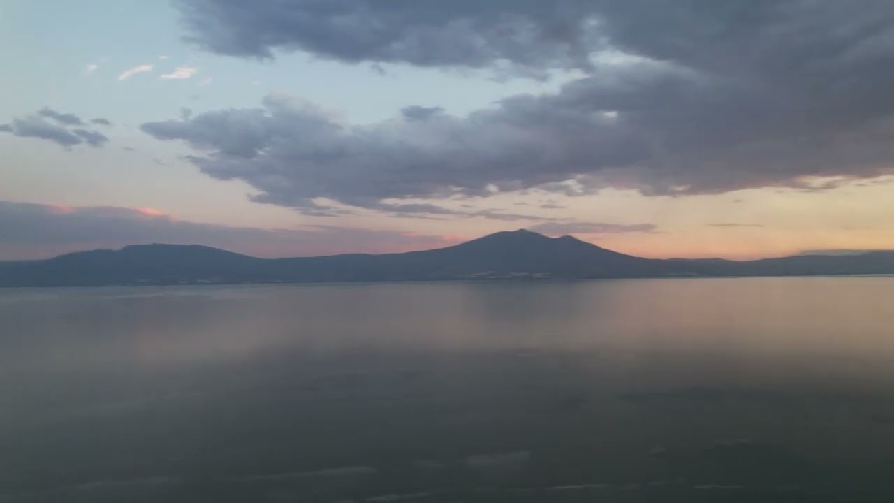 Ajijic/Lake Chapala, Mexico Ambient Drone Footage 1080p