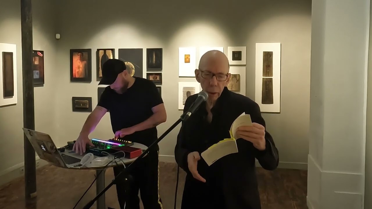 Lecture de Francis Coffinet sur la musique de Bleu Sang à la galerie Iconoclastes Part 2