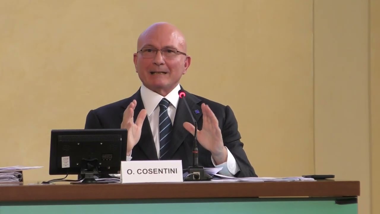 Il mercato creditizio in Italia - Oscar Cosentini. Conferenza Stampa Nazionale Gruppo Tecnocasa