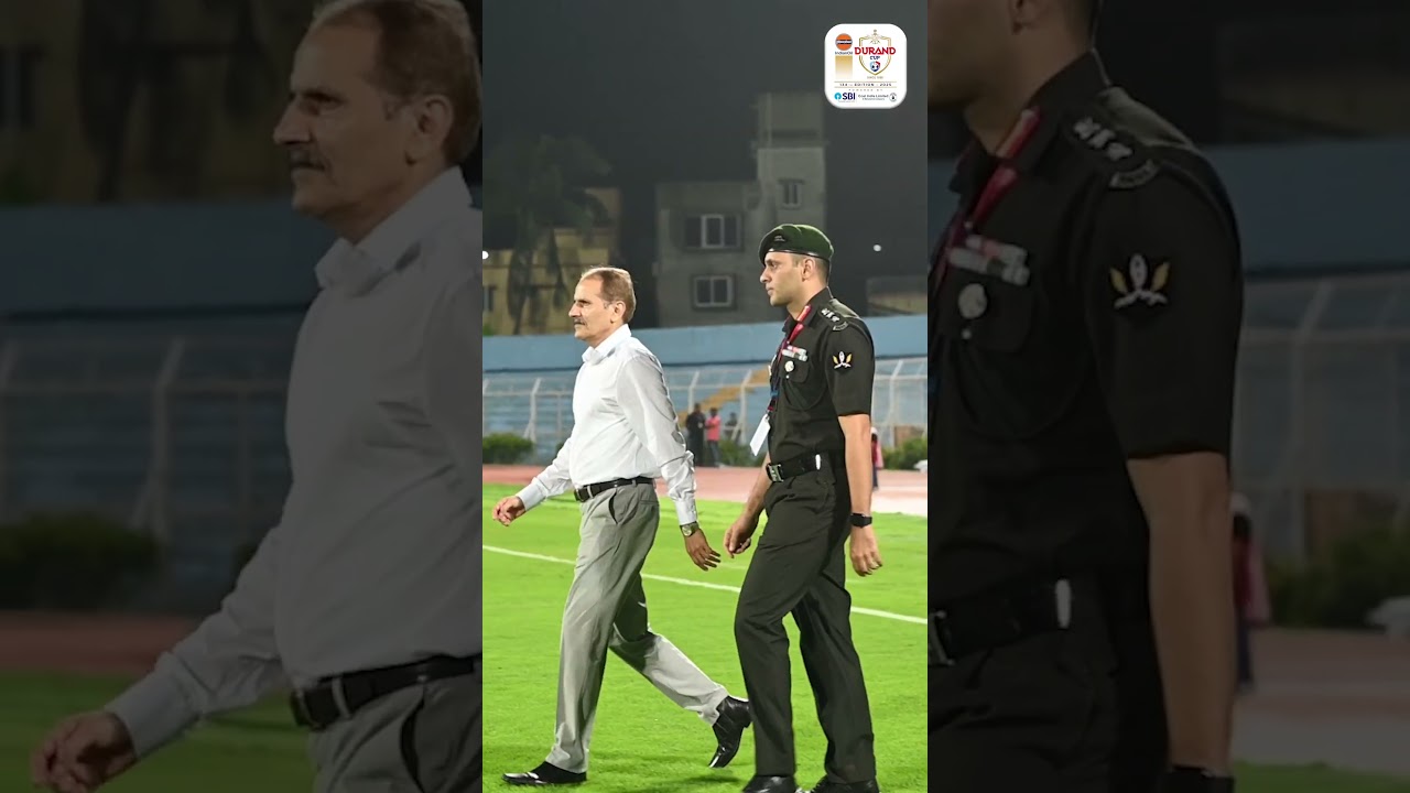 As the teams lined up, a new chapter unfolded at Kishore Bharati Krirangan. 📖⚽#NAMSUTDFC