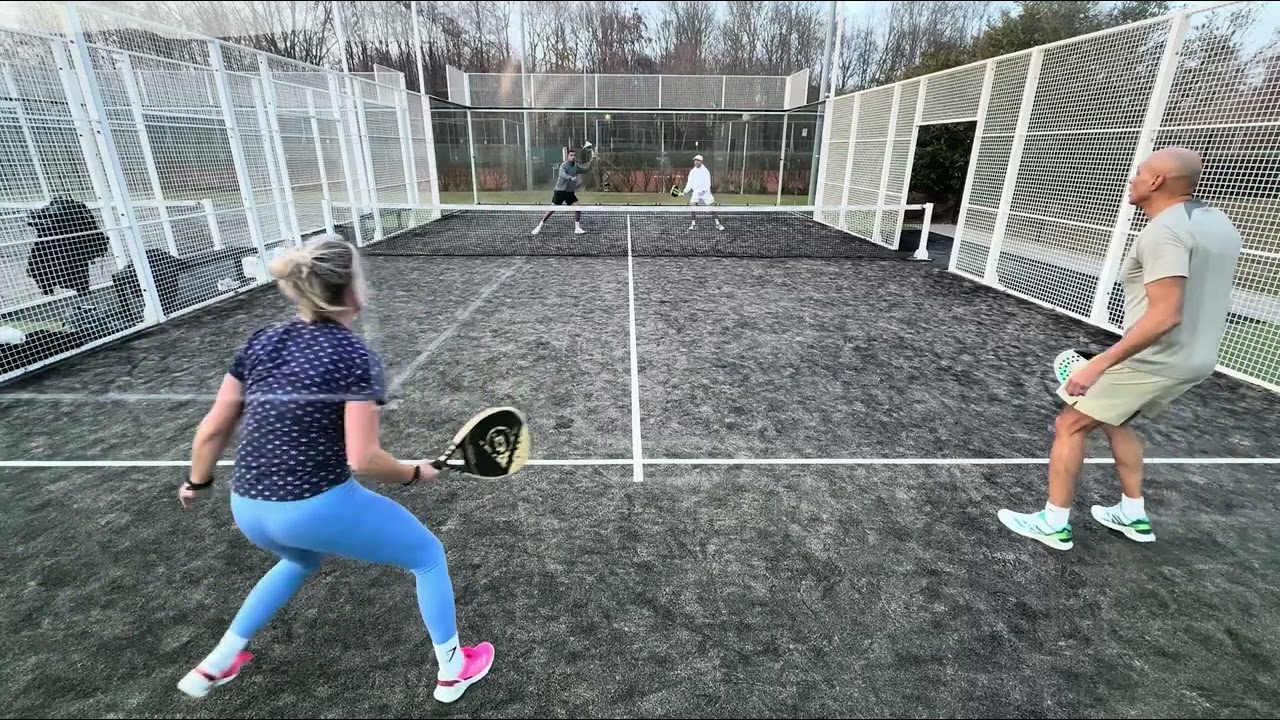 PADEL CLUB PELLIKAAN SET 2 ! Ernesto/Milena VS Giuliano/Romano