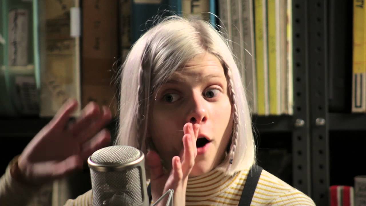 Aurora - Murder Song (5, 4, 3, 2, 1) - 1/19/2016 - Paste Studios, New York, NY