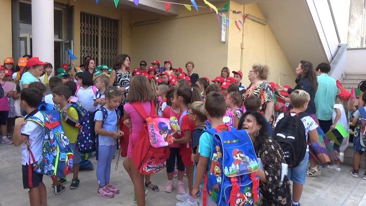 Manduria: Primo giorno di scuola alla Primaria dell'I.C. Don Bosco