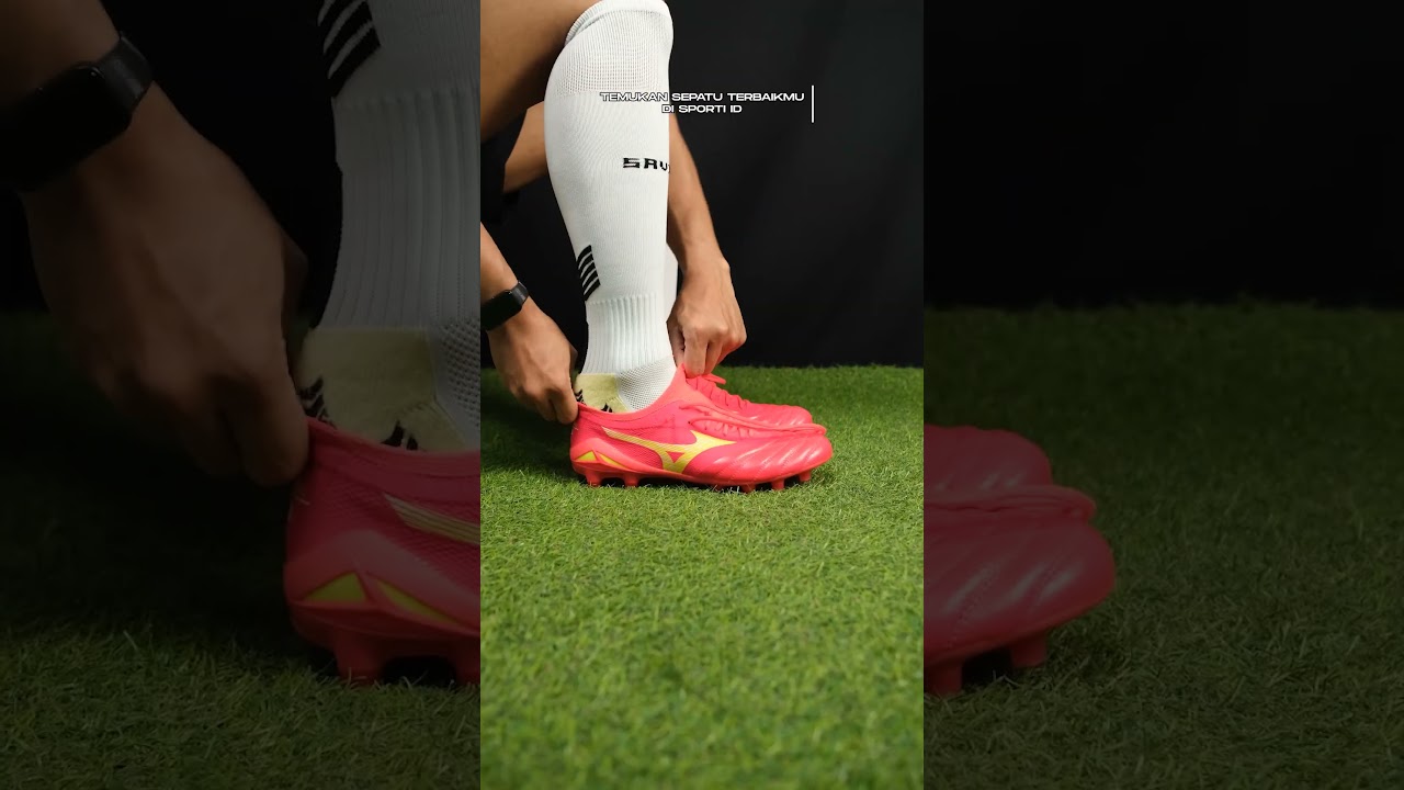 ASMR sepatu bola bercollar dari brand internasional!🔥 #sepatuoriginal #asmr #pakaisepatu #sportiid