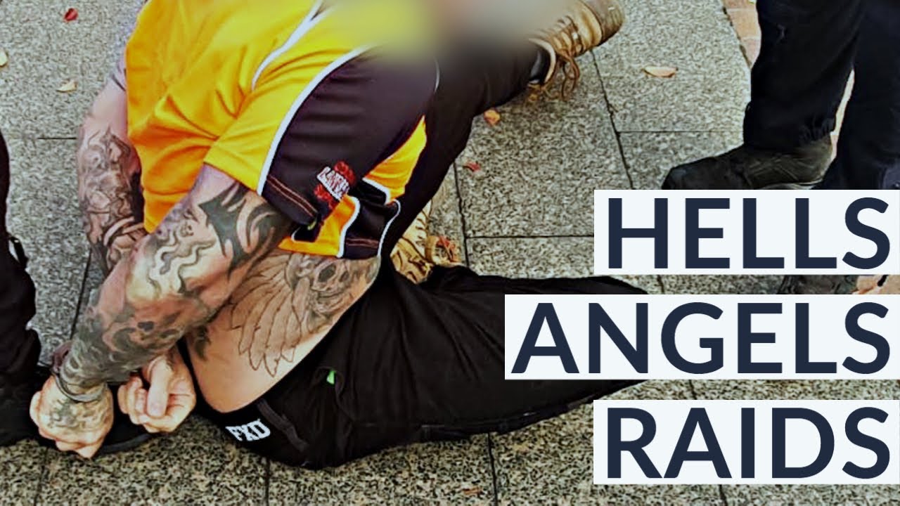 Hells Angels busted in noisy police raids 🏍