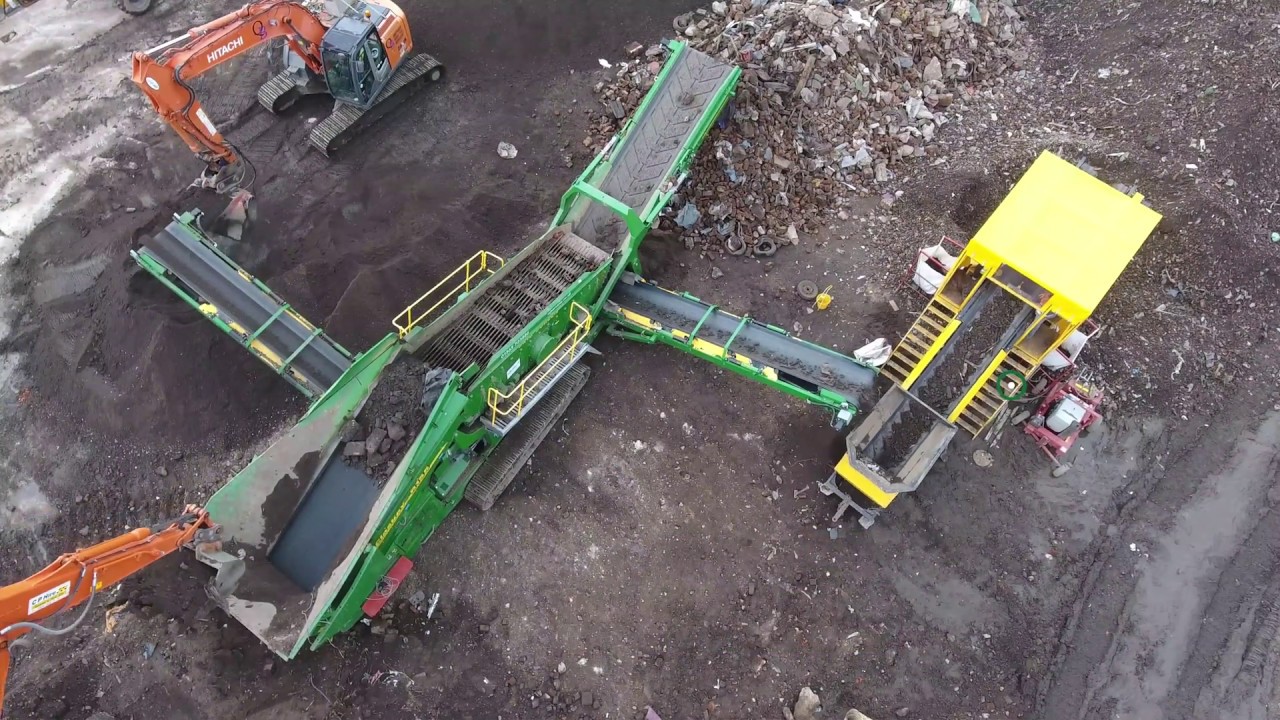 McCloskey R155 Deck Screener - Screening Japanese Knotweed - ATG Group
