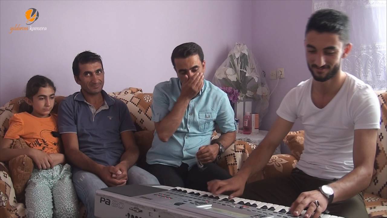 Dengbej  Mihemed  Agıri  Hozan  Alişan  En çok izlenen  Halay