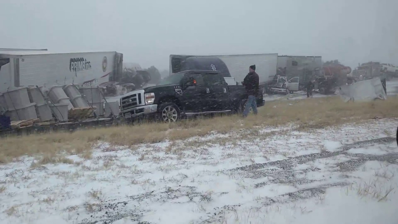 Massive 50 car pile up on the I-40 outside of Albuquerque, NM.