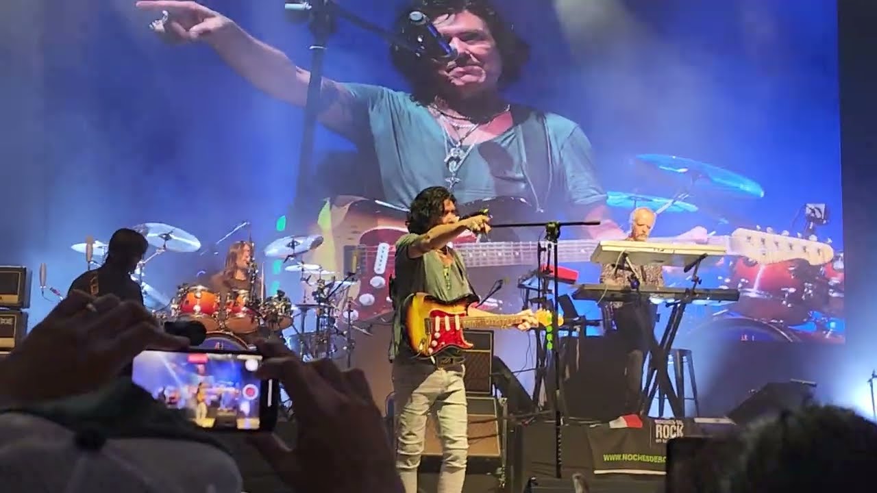 Caifanes en El Salvador 2023- No dejes que. Excelente video.