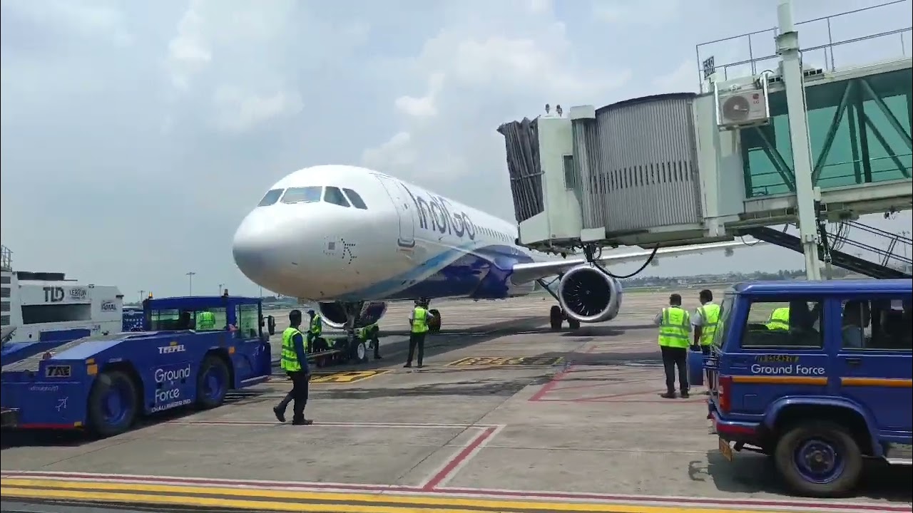 Airport Bus Ride Indigo#kolkataairport #netajisubhashchandraboseinternationalairport 