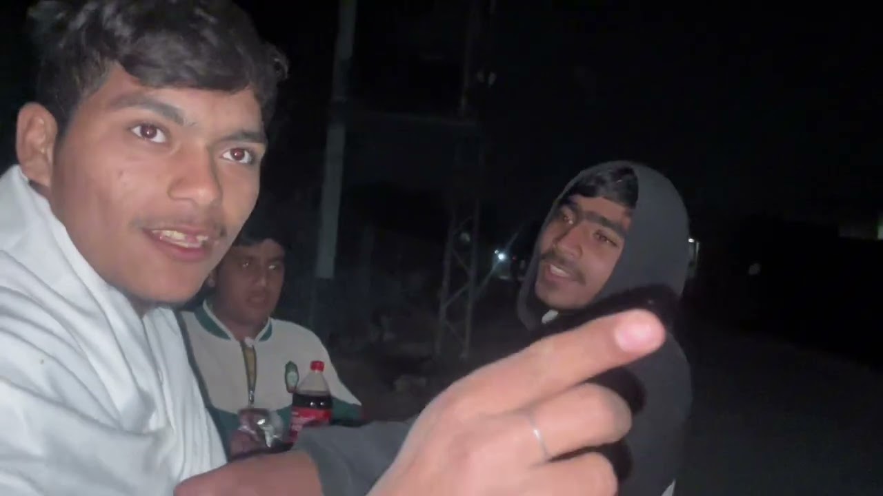 Fight Gulo and gapi 😡 only 100 rupees 🤑 and playing cricket 🏏…
