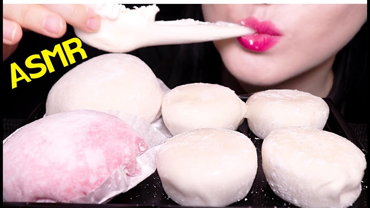 ASMR STRAWBERRY *MOCHI ICE CREAM 딸기 모찌 아이스크림 먹방 (EATING SOUNDS) NO TALKING MUKBANG