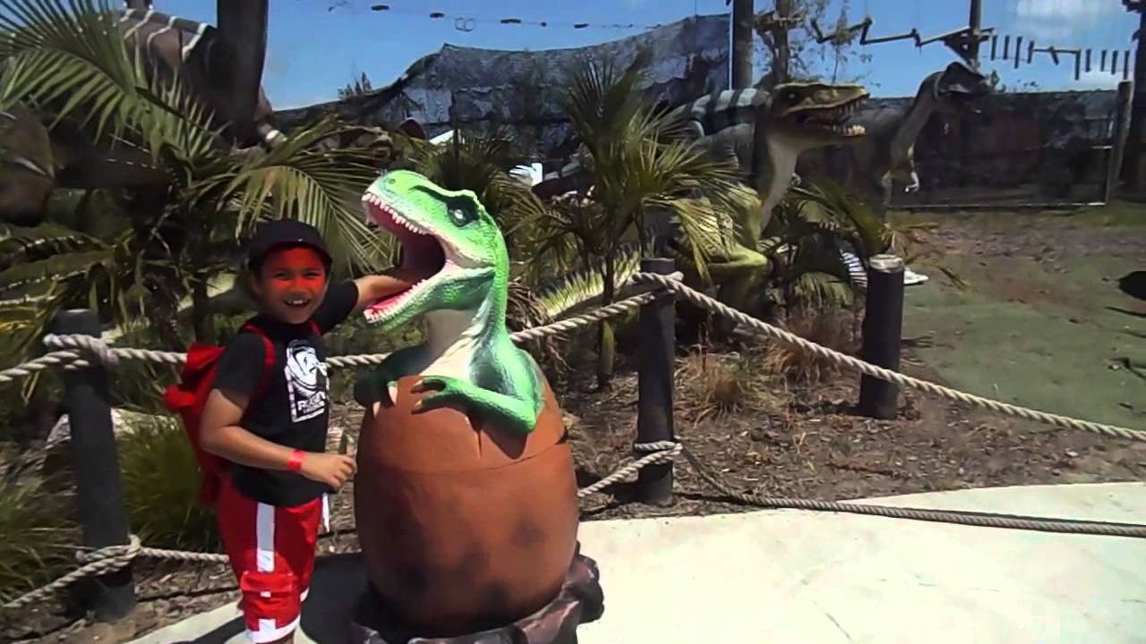 Trip to Butterfly Creek & Dinosaur Kingdom - 28/12/2015