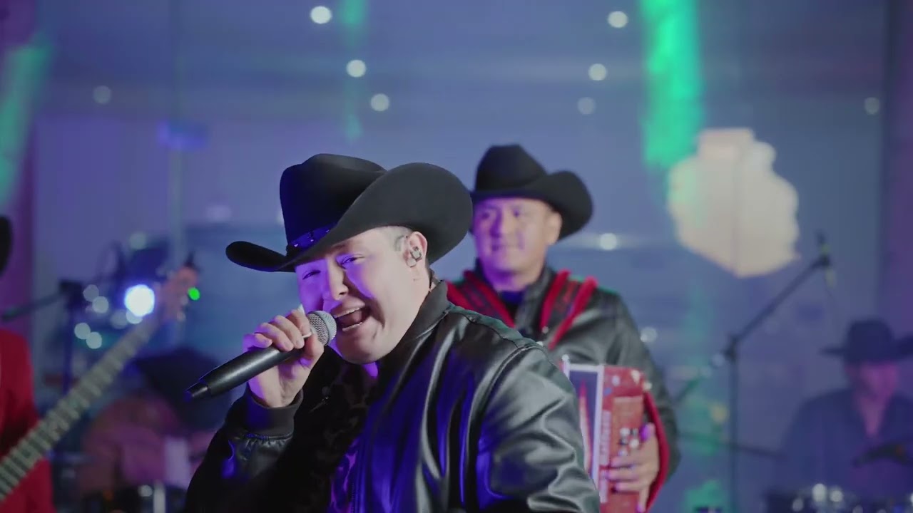 Grupo Efecto & Grupo Prezizion - Soldado Imperial - De Las Caras (En vivo)