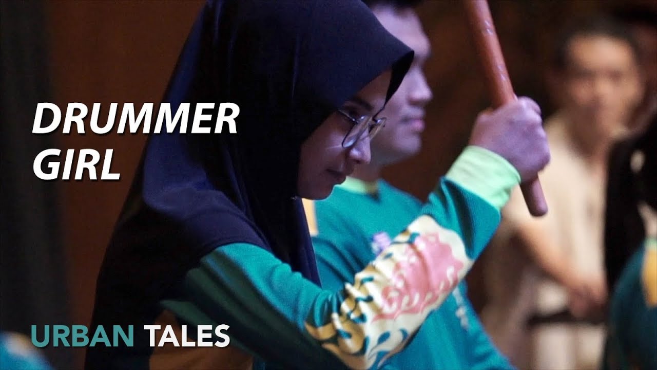 Urban Tales: Drummer Girl