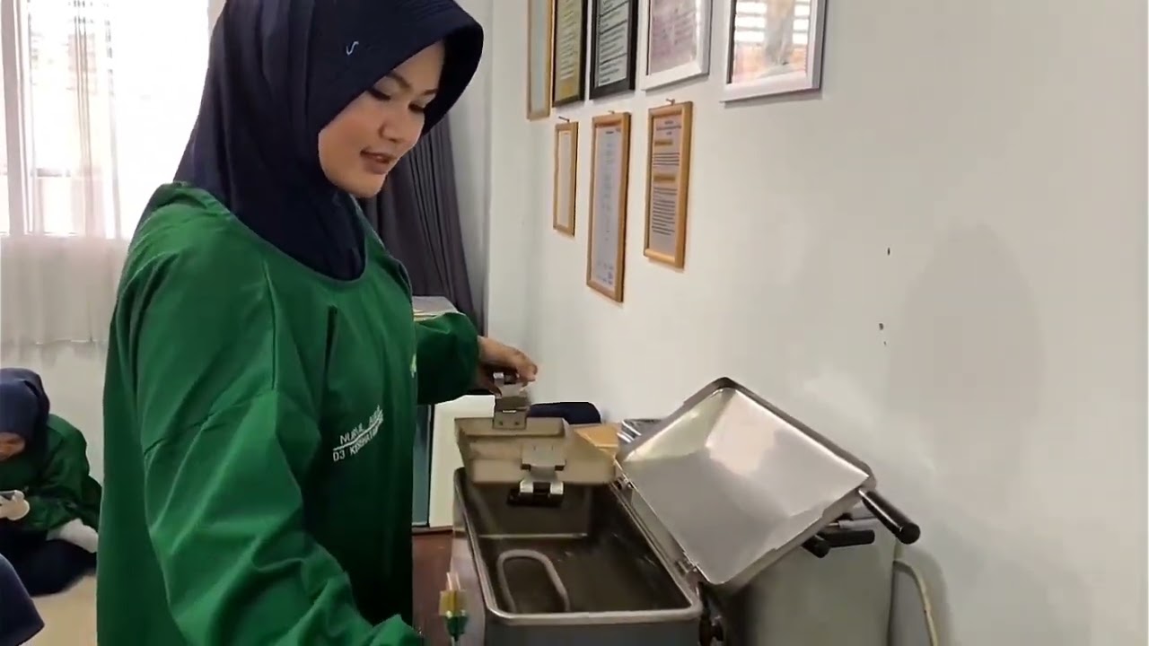 Sterilisasi basah (boiling) , pengendalian infeksi silang , kelompok 6 kelas 2B 