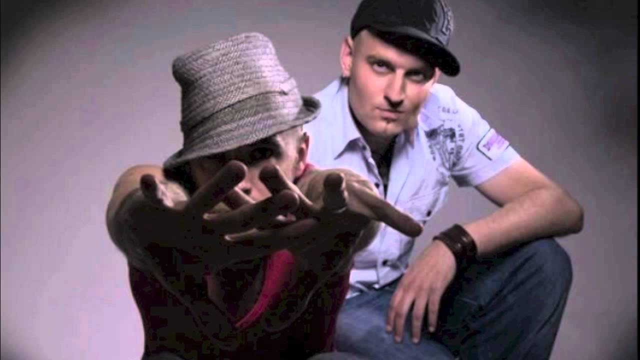 Neo Cartoon Lover - 11th Hour Feat. Barrow