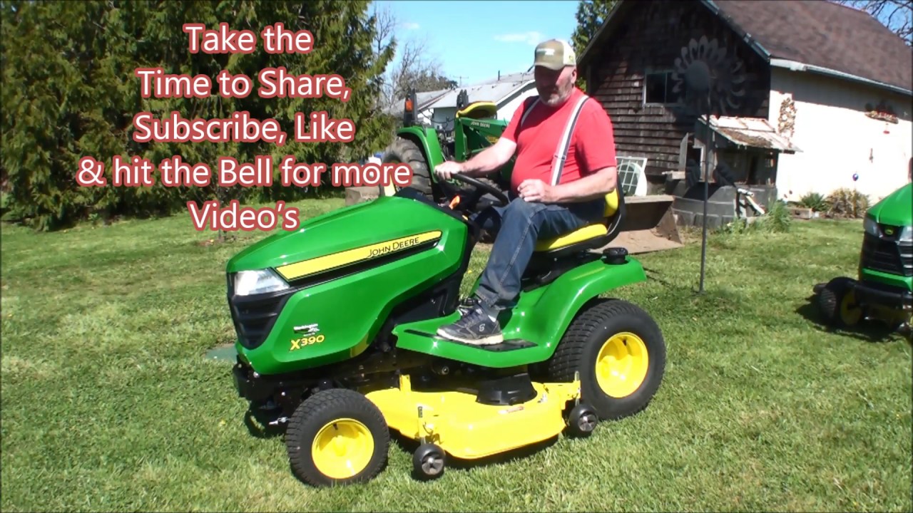 Лучшая газонокосилка John Deere X390 2020 года