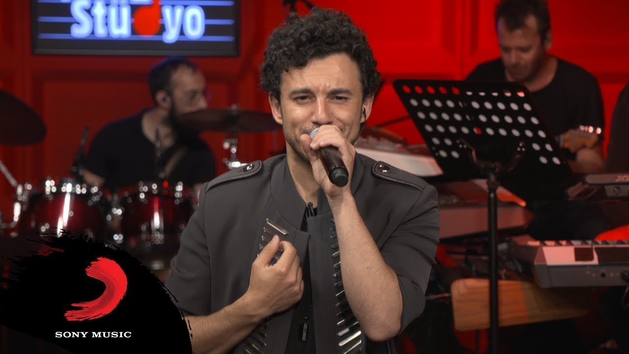 Buray - Aşk Mı Lazım (Canlı) | &ldquo;Son Ses&rdquo; B&uuml;y&uuml;k Final Performansı