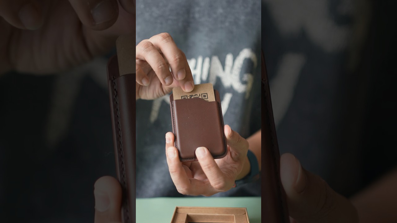 Nomad Leather Mag Wallet for iPhone!