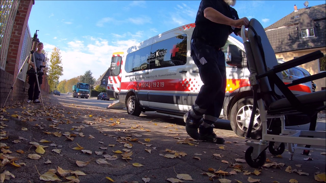 DRK-Gladbeck - Vorstellung unserer  Mehrzweck-Fahrzeuge für den  Krankentransport