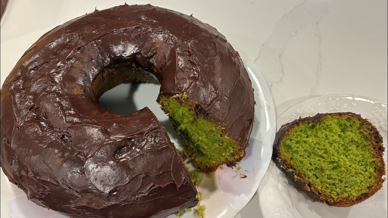 Pistachio Box Cake 