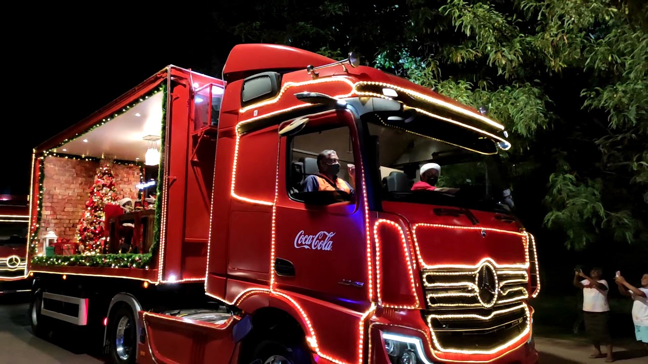 O Natal vem vindo, vem vindo o Natal, caminhões da Coca Cola em Presidente Prudente SP 2021
