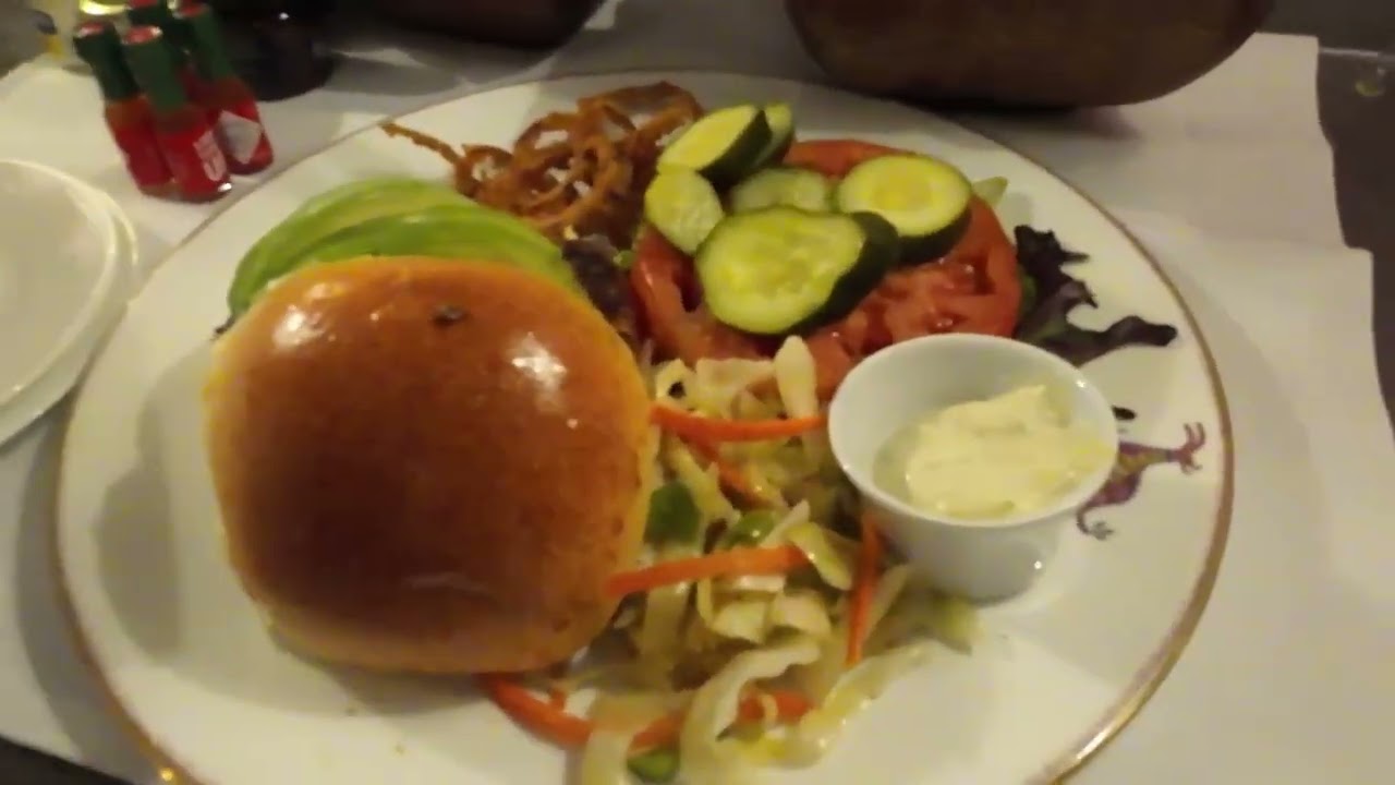 The Crosby Hotel SoHo - We Ordered Room Service! 🍔 NYC Vlog