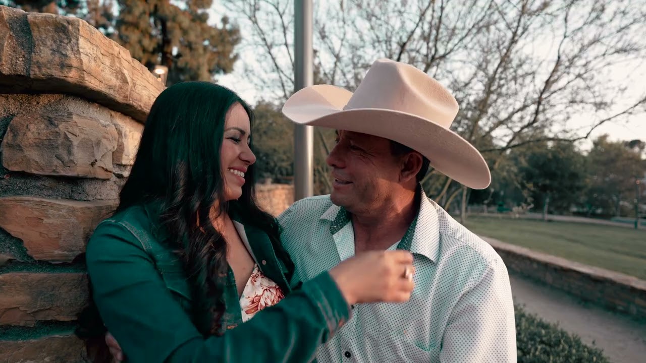 BRINDO POR TI   (ARTEMIO GARCIA LEZAMA) Video Clip