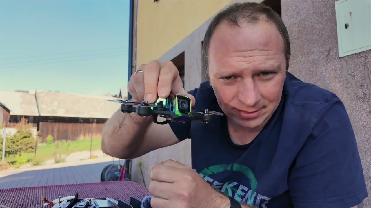 Odmienił moje myślenie o FPV - Mario Mini 25