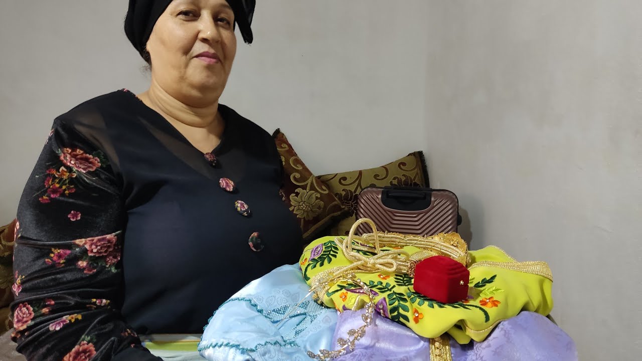 اخيرا جا نهار لكنت كنعاين💍💃الفرحة ديالي كملات بدوام انشاء الله😋🌹لعقبة لعندكم اخوتي📢