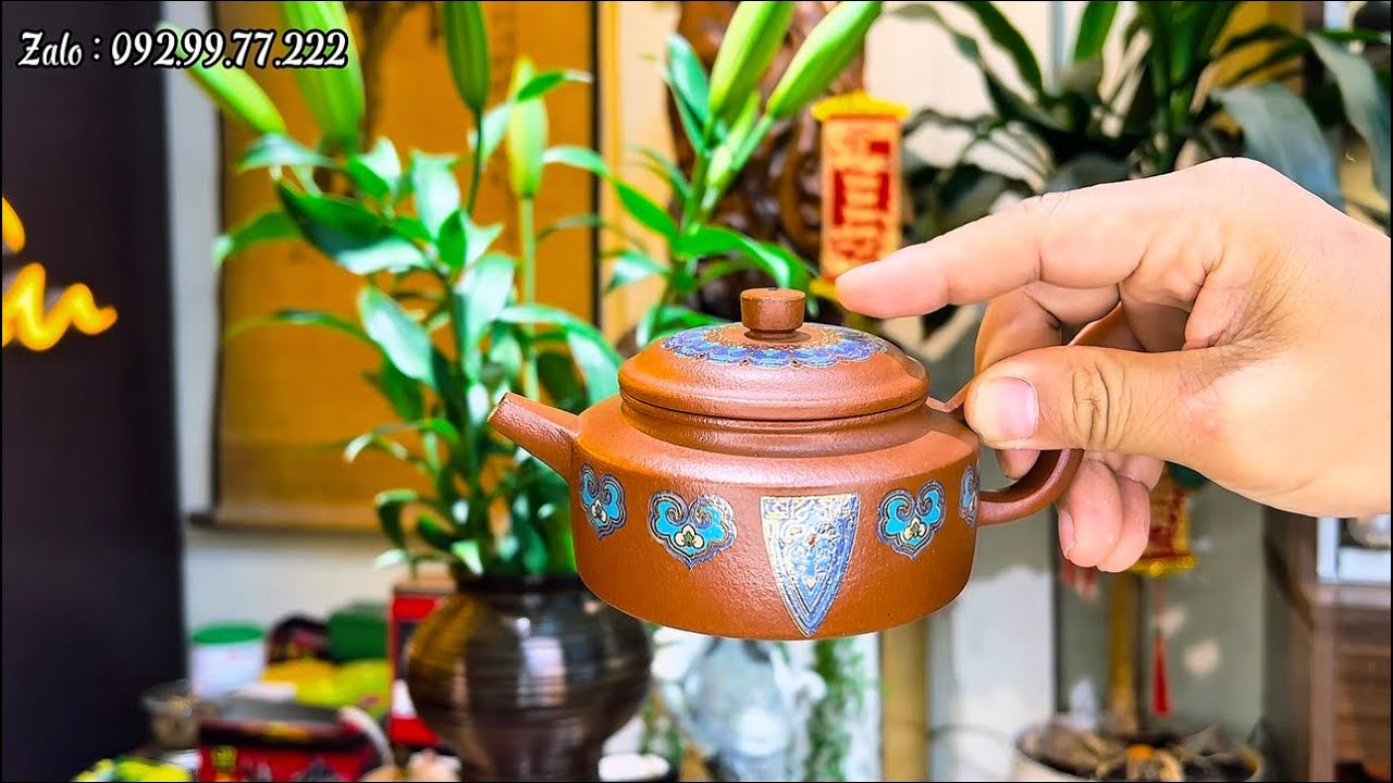 10 tác phẩm ấm tử sa thủ công cực đẹp, xem video săn quà khủng ngay hôm nay. Zl 092.99.77.222