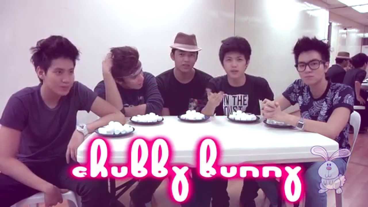 Chillin With Chicser - Chubby Bunny Challenge
