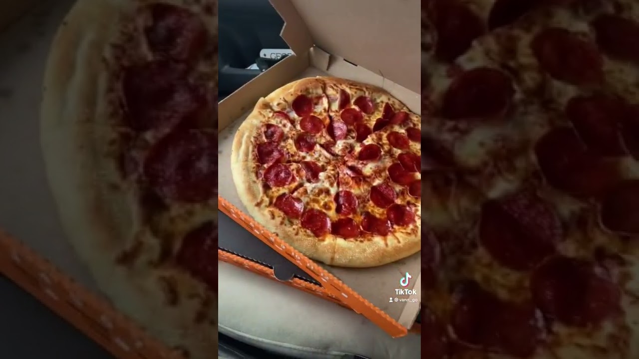🥵 #littlecaesars #MaiselChallenge?#MakeltGucci #foggedup #comedy #shitposting#foryourpizza