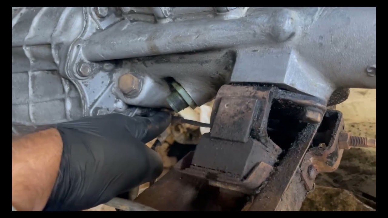 Removing Morris Minor Transmission Cover