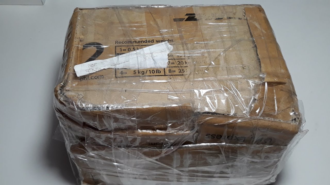 Посылка из Израиля  DHL от моего подписчика Давида. В дар моему каналу. Телефоны это ЧТО-ТО !!! A4