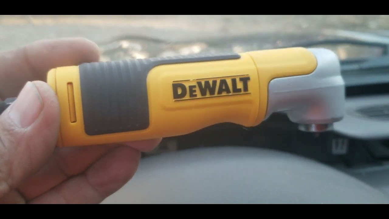 como cambiar las luces del tablero de un jeep liberty 2004 1ra parte.