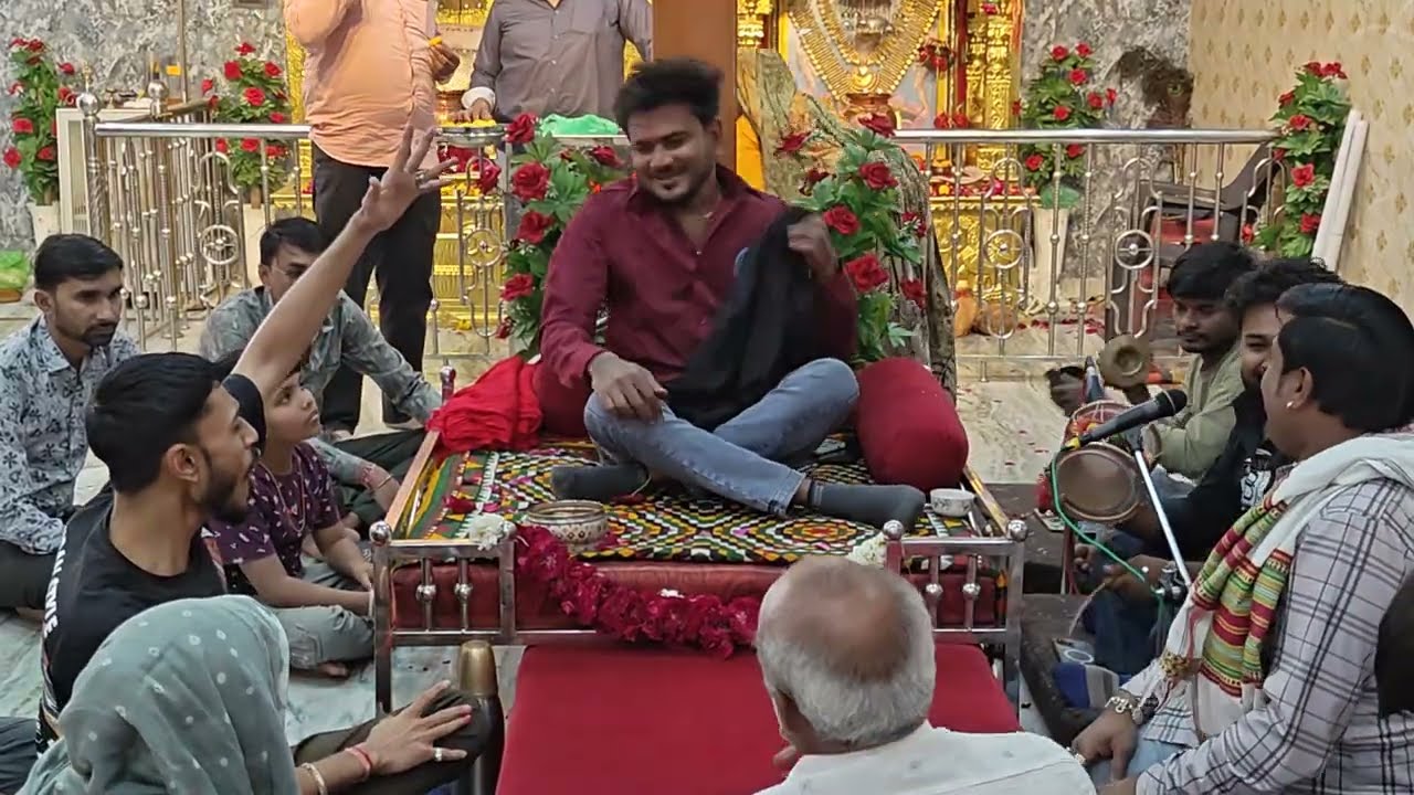 😱 ભાઈના ઘરે કઈ કઈ માતાનો ન્યાય પડ્યો છે // જોરદાર મેટર ચોપડો ખોલ્યો જોગણી માંએ જોરદાર ધુણ #vairal 
