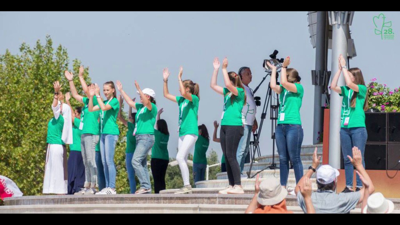 Gesu il capitan!  Mladifest –  Medjugorje 2017 (with lyrics)