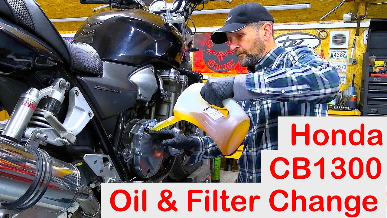 Delboy's Garage:- Honda CB 1300, Oil and Filter Change!