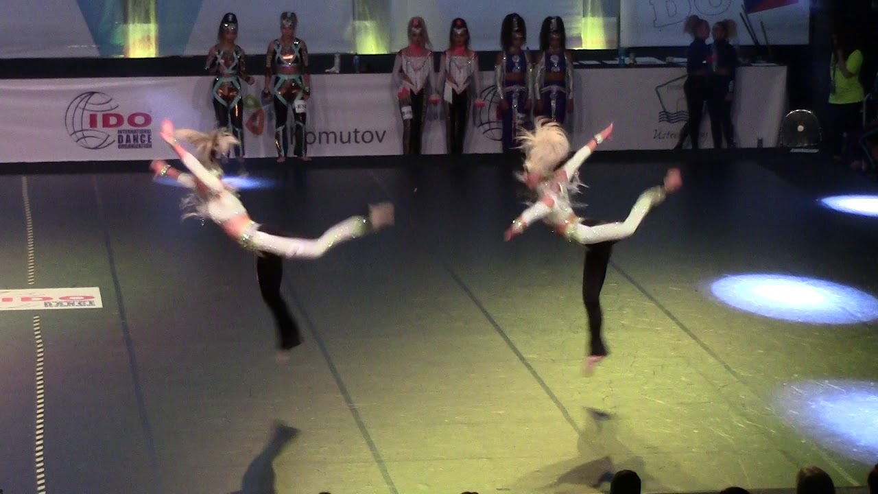 Selina Jappee & Julie Sofie Wichmann - Disco EC 2018