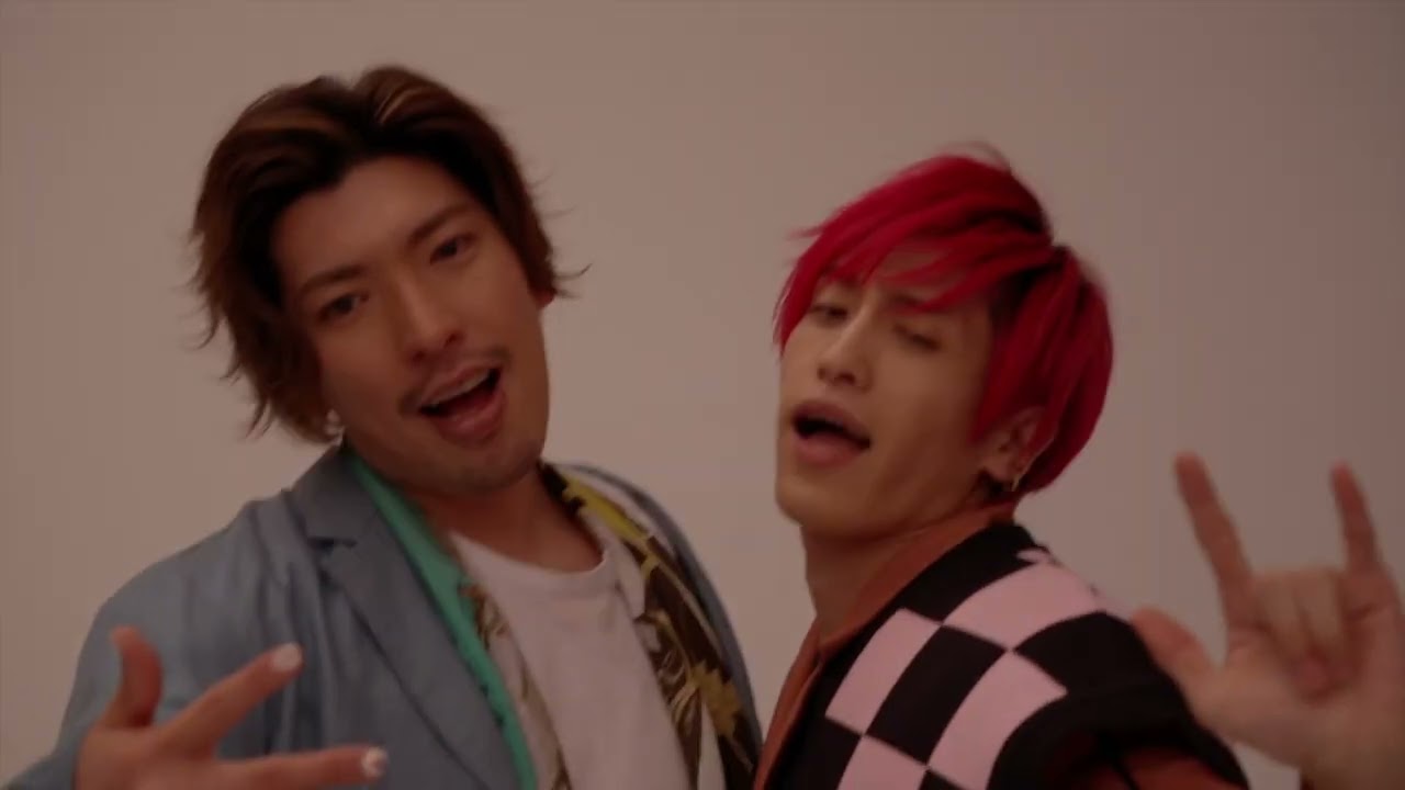 芸人でsmart単独表紙は2006年ぶり！「EXIT表紙撮影」メイキングムービー