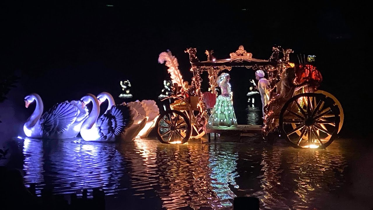 Laura Palomba - Puy du Fou, Les Noces de Feu, « La Muse »