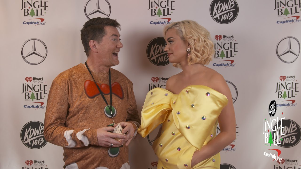 Dave Ryan catches up with Katy Perry in the Mercedes Benz Interview Lounge