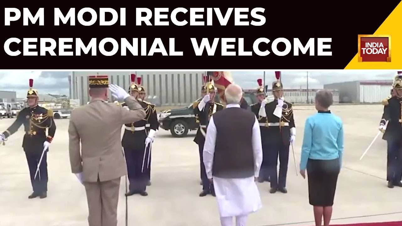 PM Modi Receives A Ceremonial Welcome As He Arrives In Paris, France For An Official Two-day Visit