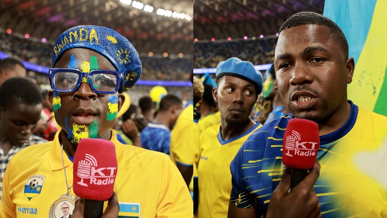 Abafana b'Amavubi mubicu bashimiye Perezida Paul Kagame bamutura igikombe bashimira abakinnyi