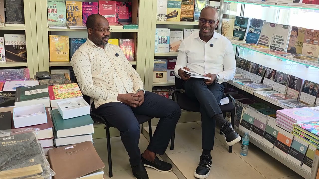 Entrevista ao Dr. Neves Moxi - Jurista e professor universitário.