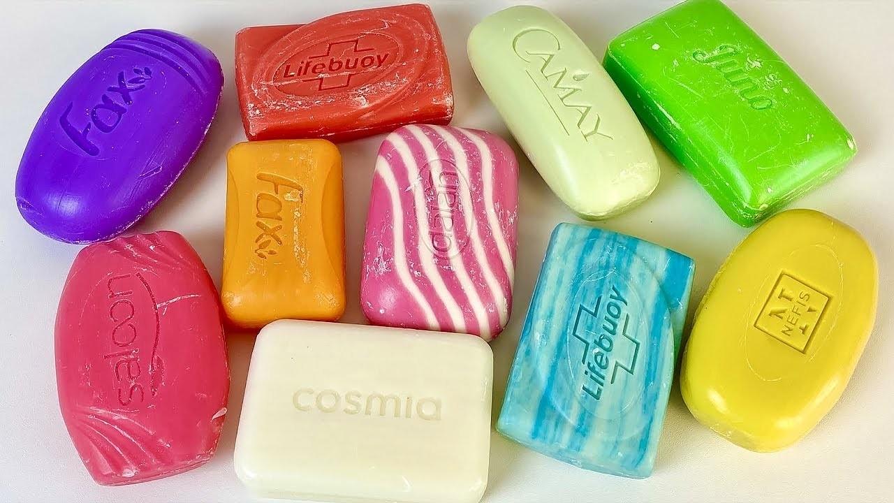 ASMR Peeling off the film 🤤 Crushing soap boxes with starch and foam 💙💜😍💙 American Brands Edition